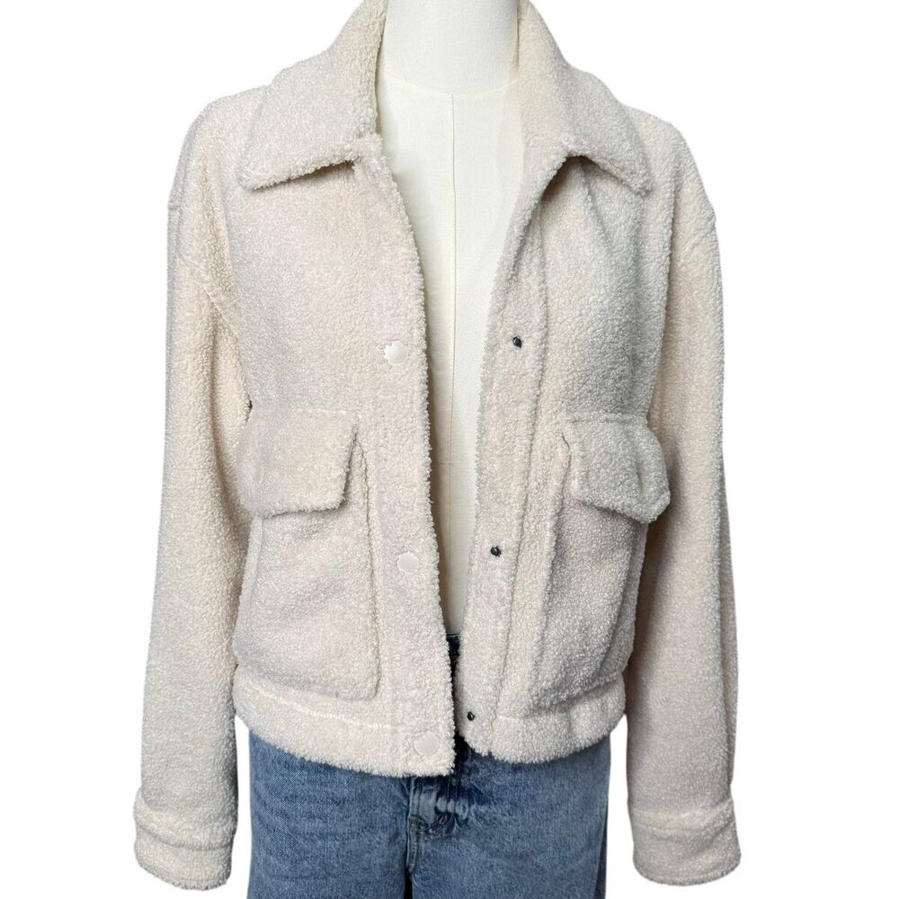 Abercrombie & Fitch Cropped Sherpa Fleece Teddy Jacket Shacket Cream Medium - Picture 2 of 12